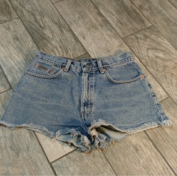 Calvin Klein Pants - Vintage Calvin Klein High-waisted frey hem shorts